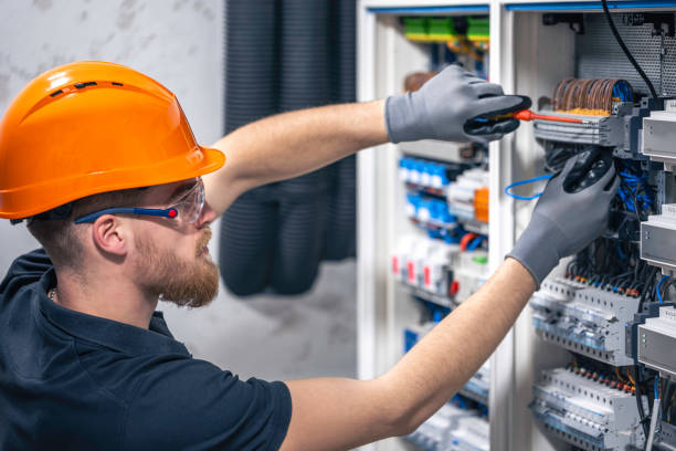 Best Affordable Emergency Electrician  in Madisonville, TN